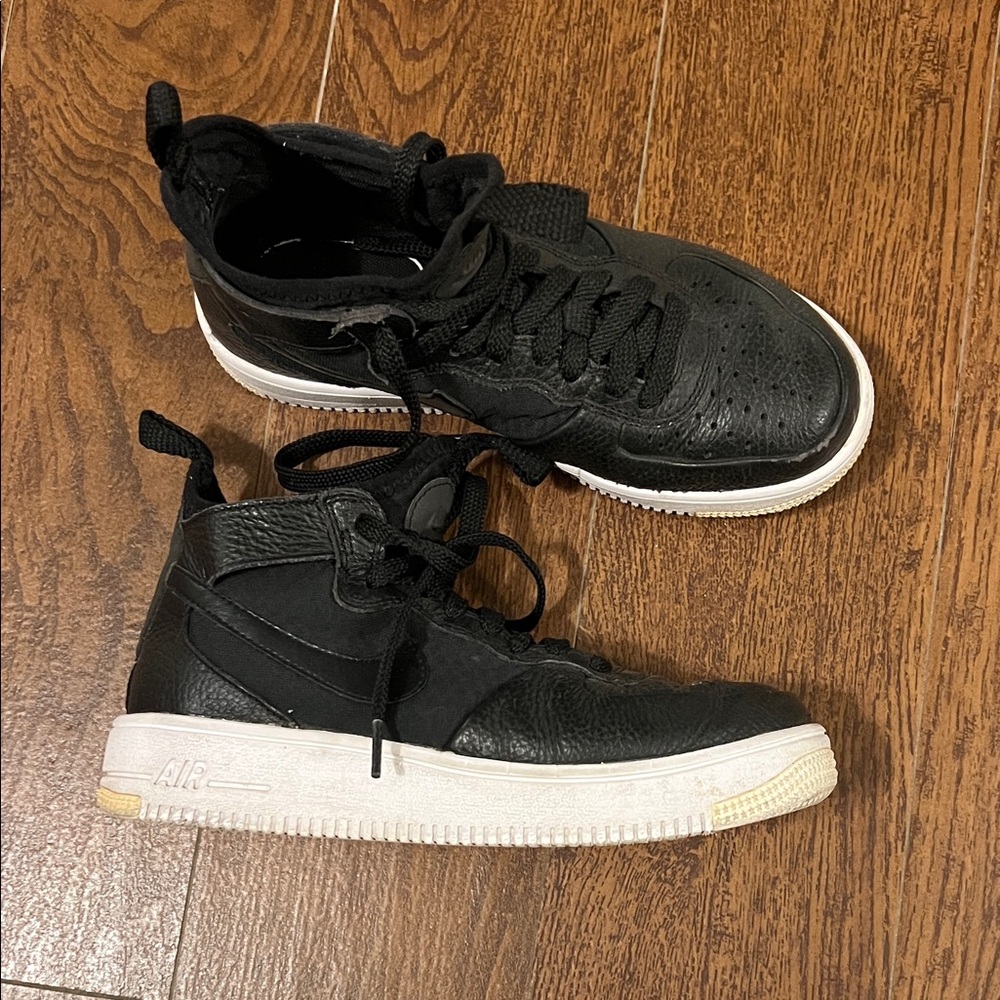 Nike high tops